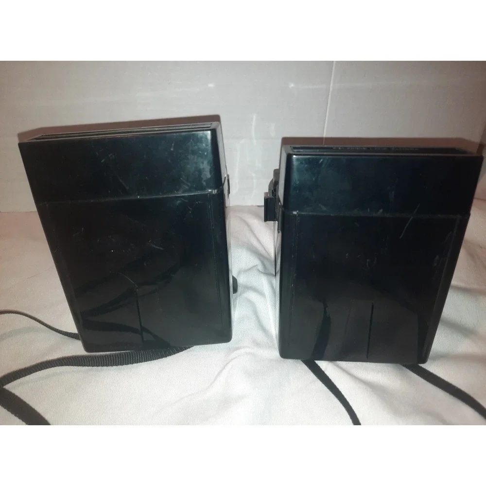 2x Vintage Polaroid OneStep Land Camera & OneStep Plus Rainbow 80's Q-Light